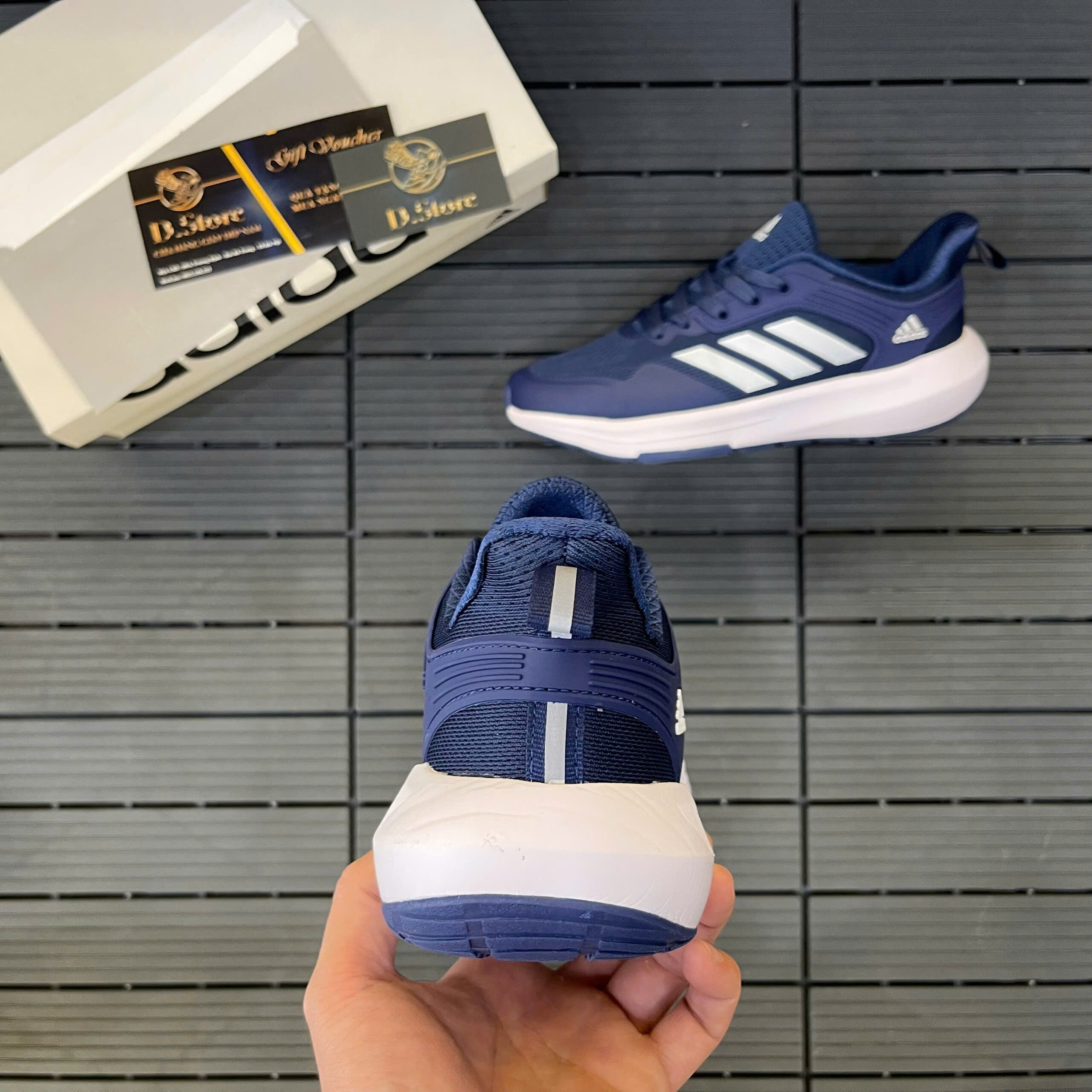 37879577451909432594