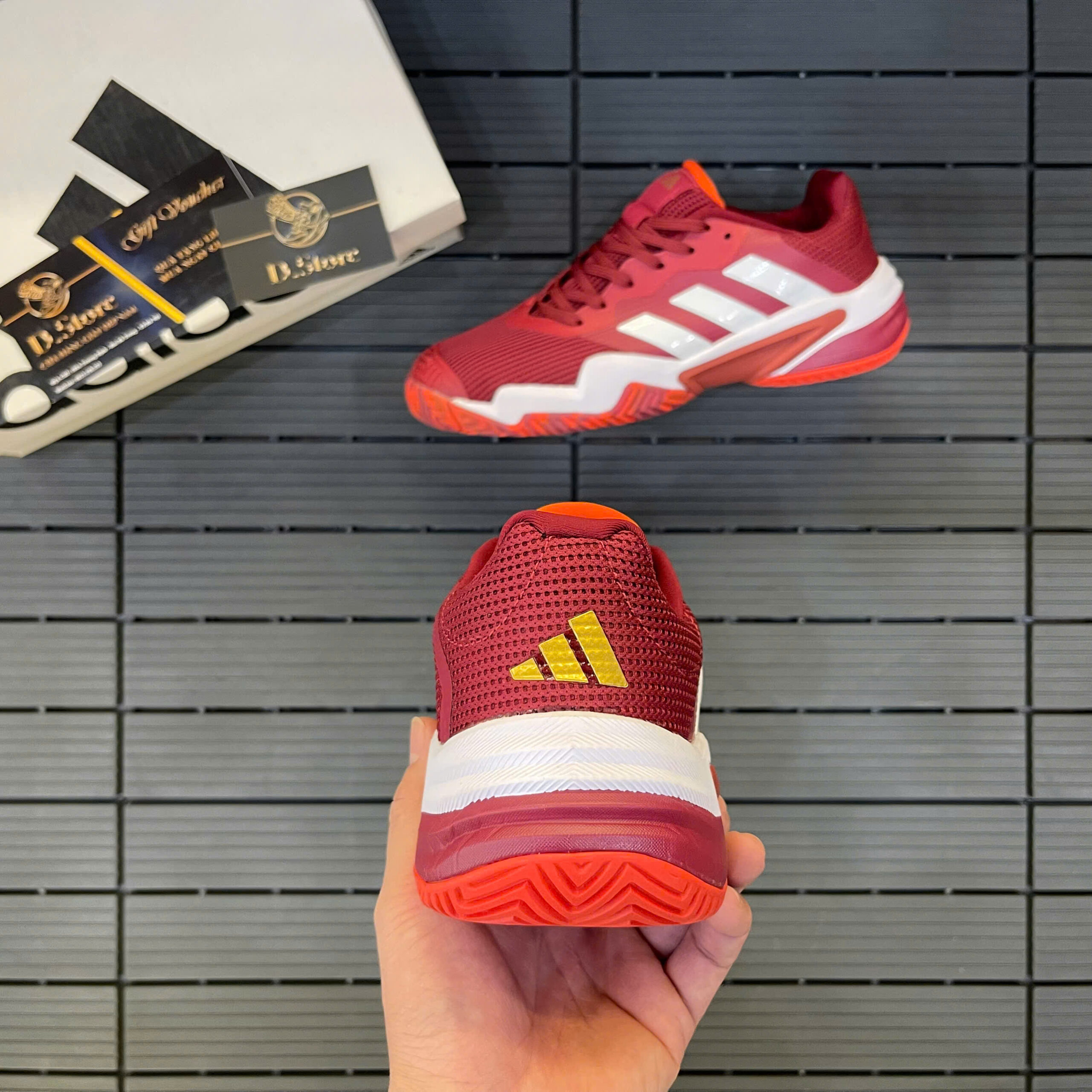 124181242560840624616