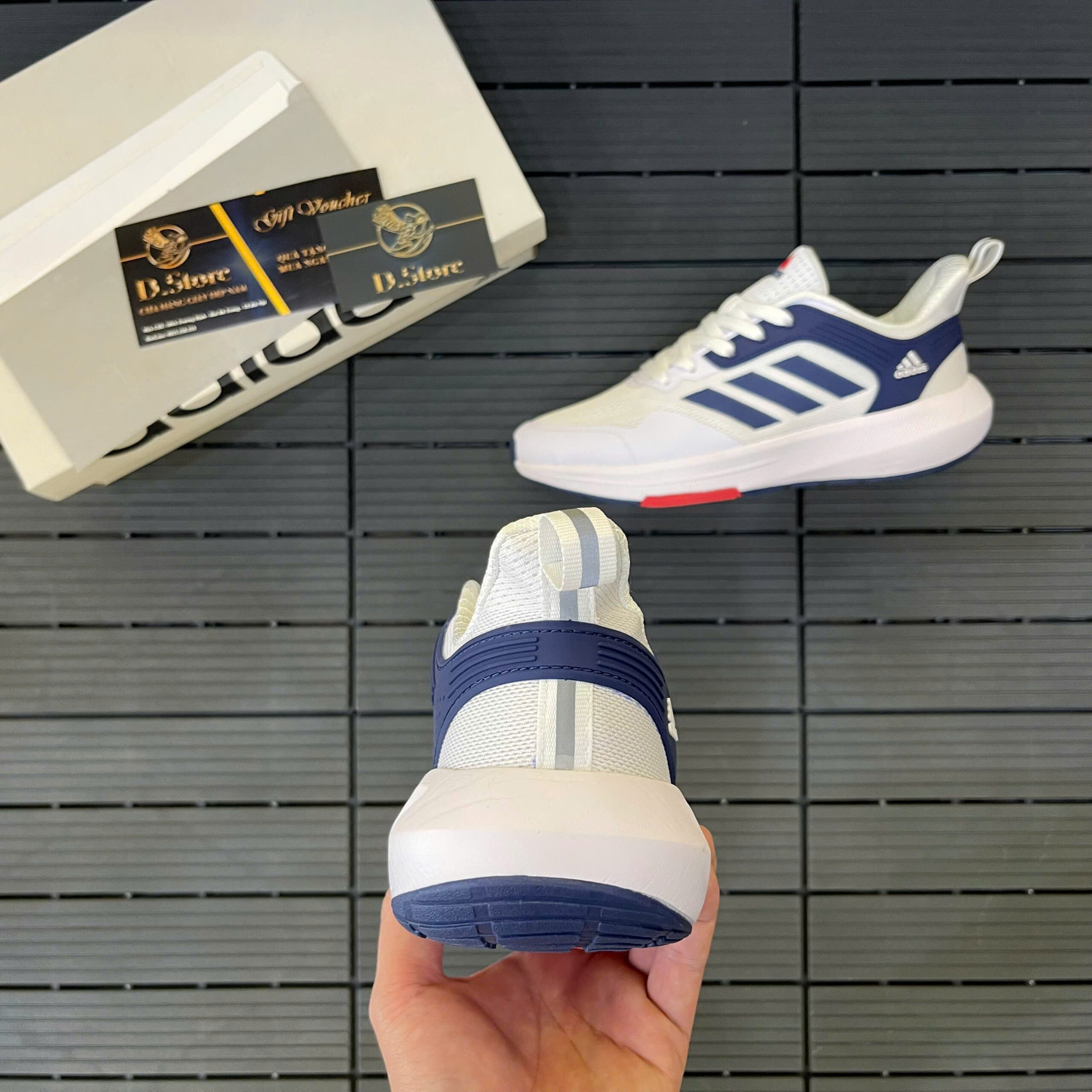 144402531998388706828