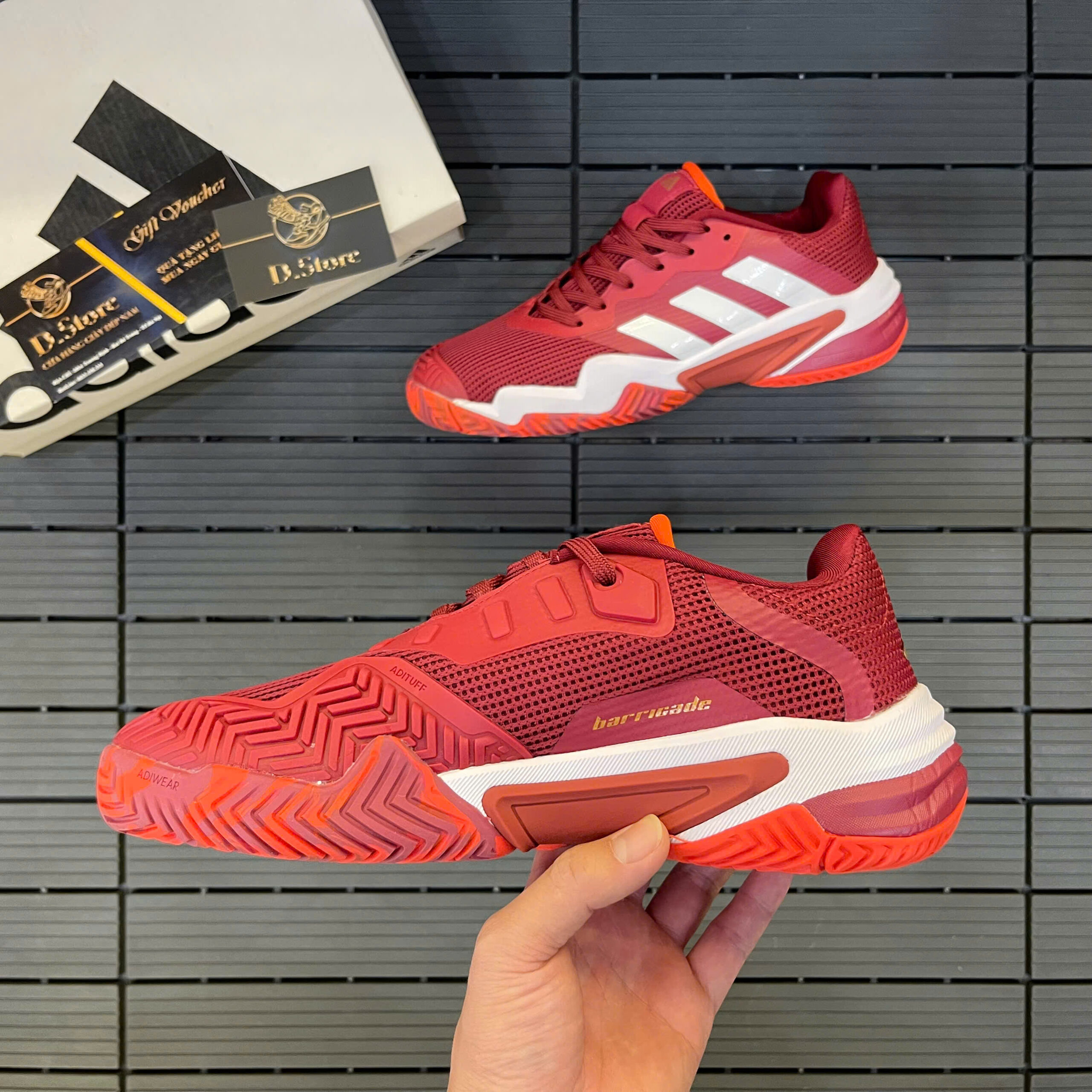 390549947667293810118